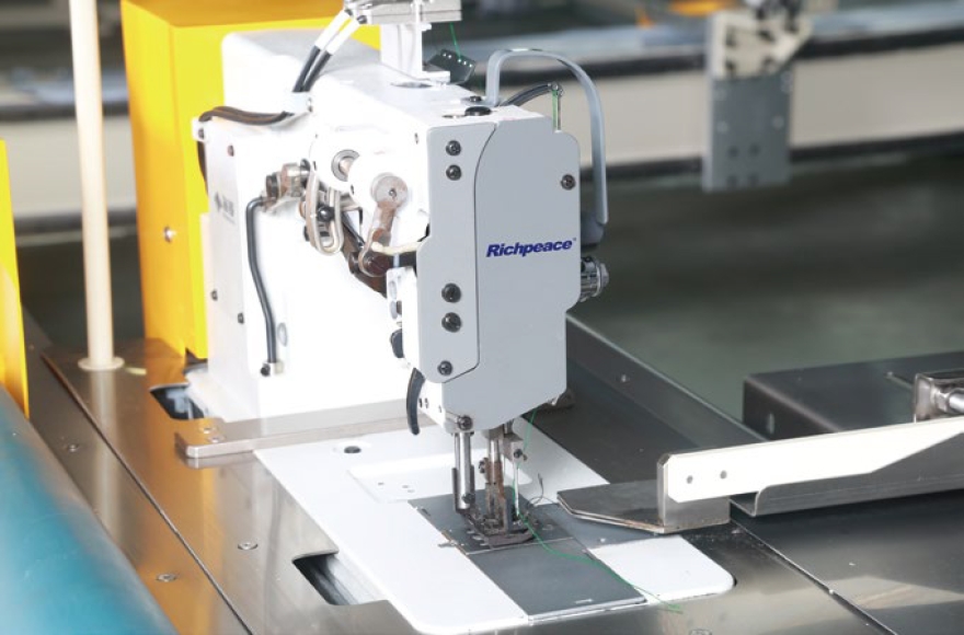 富怡連續(xù)送料雙邊折邊縫紉機