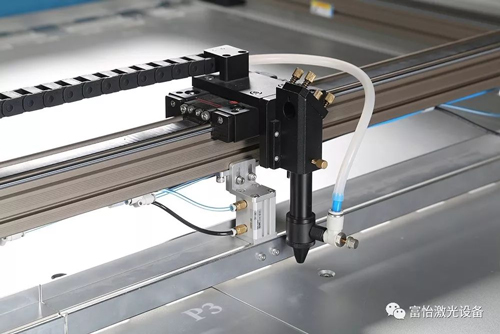 富怡汽車(chē)全景天窗配置SICK安全光柵