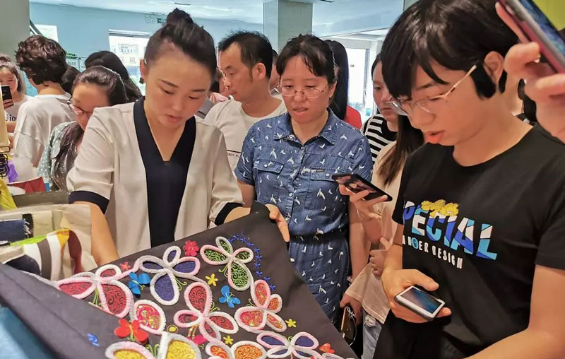 展廳參觀 展廳參觀2.jpg