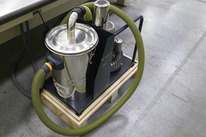 富怡全自動旋轉機頭沖繡縫一體機(輕型6沖刀+9色繡花+旋轉縫紉) 富怡全自動旋轉機頭沖繡縫一體機(輕型6沖刀+9色繡花+旋轉縫紉)