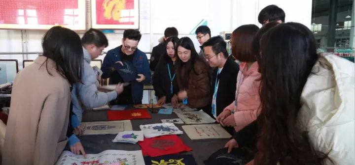 中原工學(xué)院同學(xué)來到富怡集團(tuán)實(shí)習(xí)培訓(xùn)